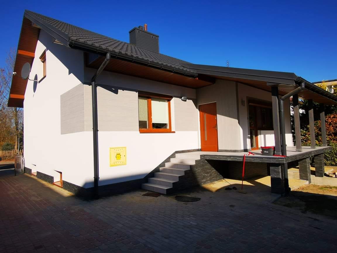 Realizacja 26 – ocieplenie fundamentów pianą PUR